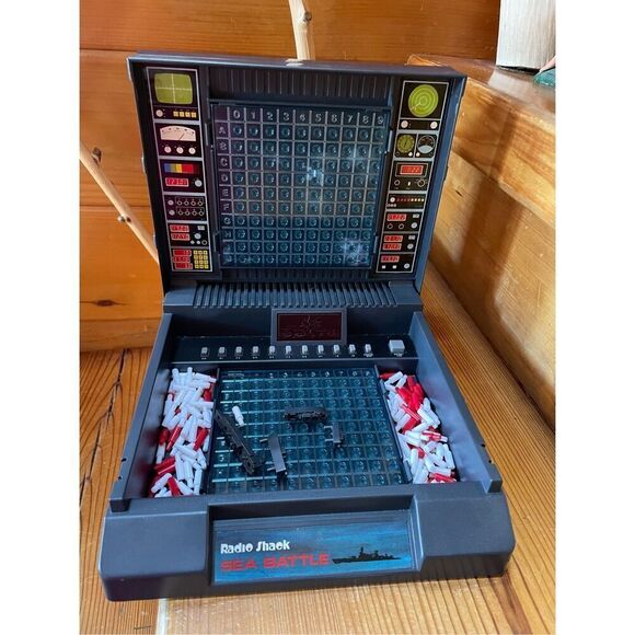 Vintage Radio Shack Electronic Battleship Sea Battle Game - Picture 3 of 5
